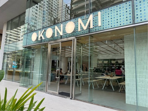 Akonomi Asok